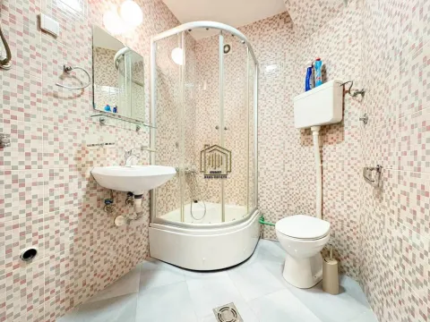 Izdavanje, jednosoban stan, 52m², Preko Morače, Podgorica - image 6