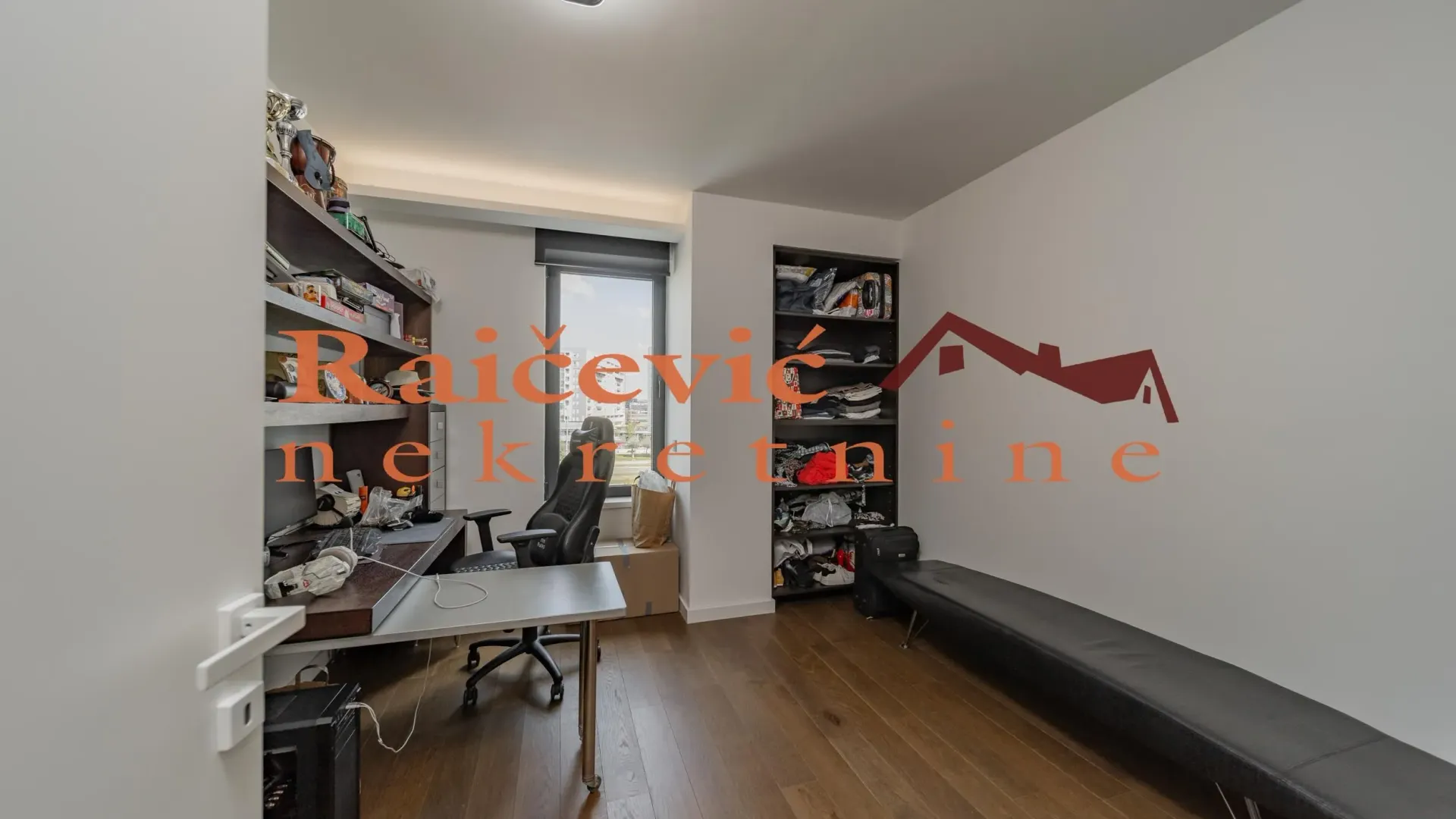 Prodaja, trosoban stan, 99m², Novi Beograd Sve Podlokacije, Beograd