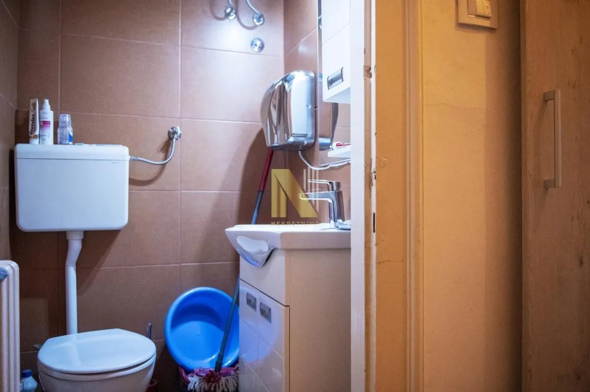 Prodaja, dvosoban stan, 62m², Stari grad, Novi Sad