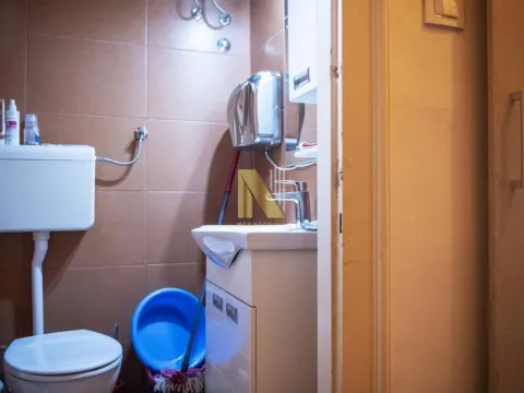 Prodaja, dvosoban stan, 62m², Stari grad, Novi Sad - image 9