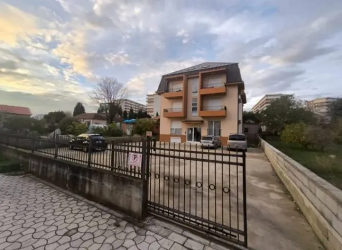 Izdavanje, garsonjera, 28m², Podgorica, Crna Gora