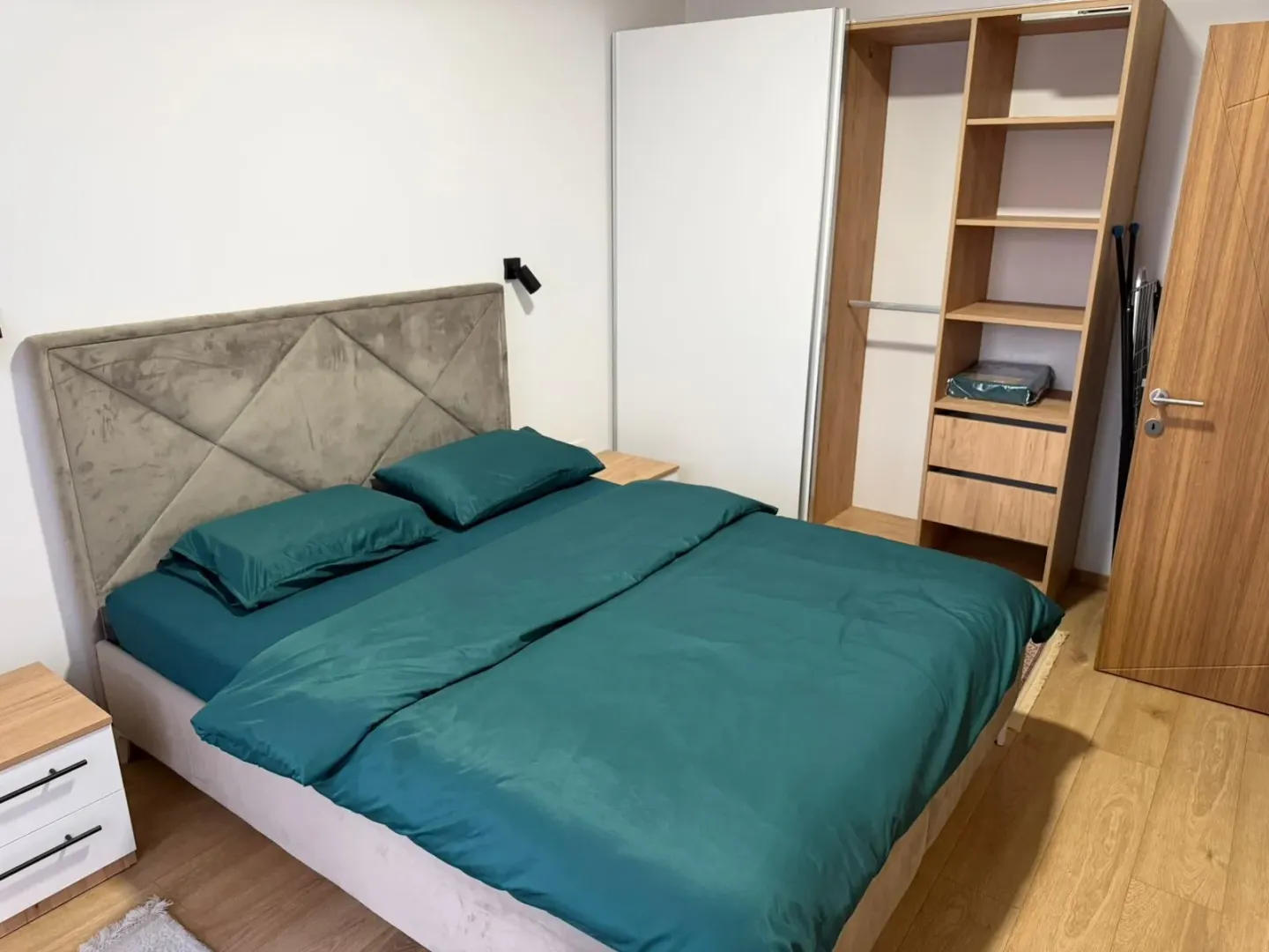 Izdavanje, jednosoban stan, 52m², Stari Aerodrom, Podgorica