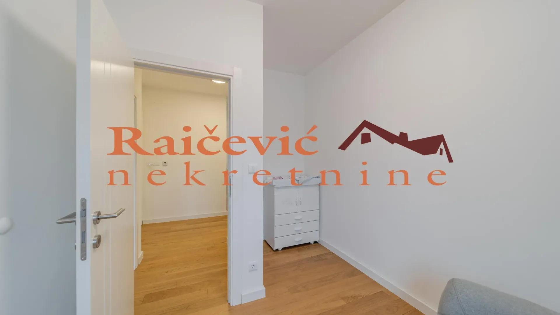 Sale, three bedroom apartment, 88m², Trošarina, Voždovac Sve Podlokacije