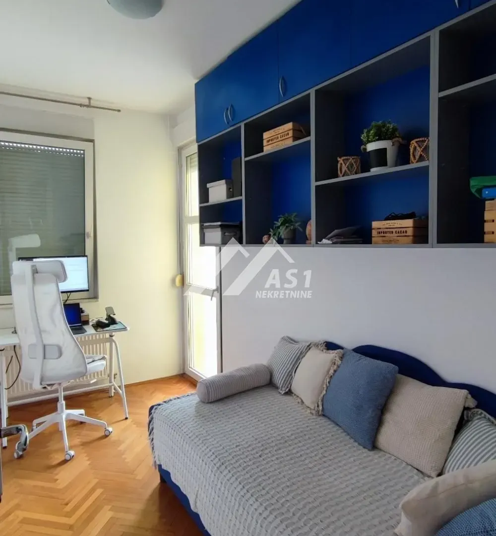 Izdavanje, dvosoban stan, 62m², Novi Sad Sve Podlokacije, Novi Sad