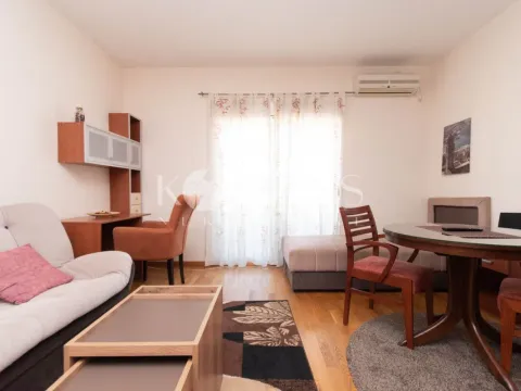 Rent, studio apartment, 30m², City Kvart, Podgorica - image 10
