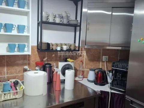 Prodaja, četvorosoban stan, 127m², Stari Grad, Beograd - image 4