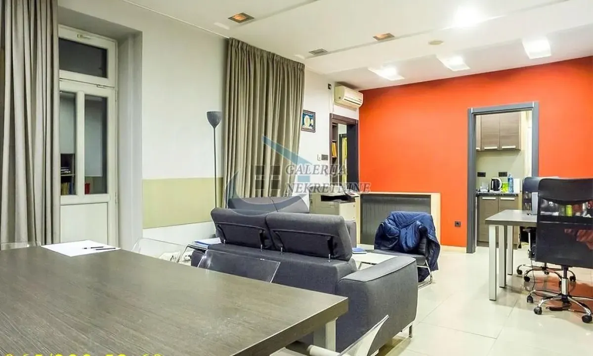 Prodaja, dvosoban stan, 51m², Obilićev Venac, Beograd