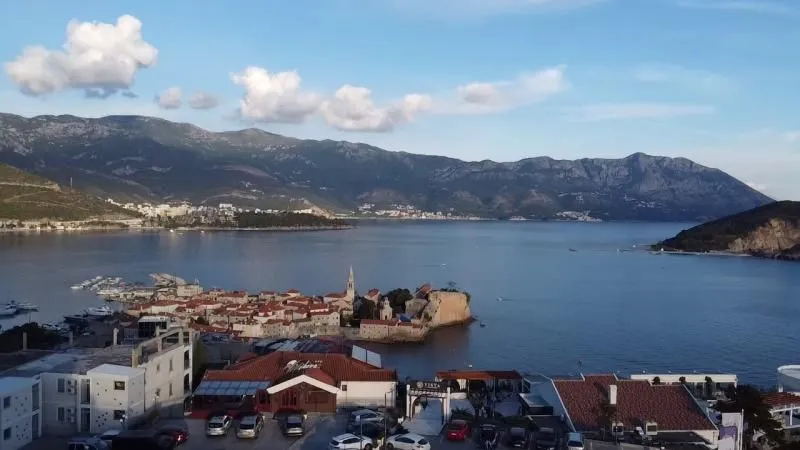 Prodaja, jednosoban stan, 76m², Budva, Crna Gora
