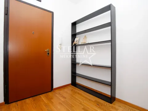 Izdavanje, jednosoban stan, 50m², City Kvart, Podgorica - image 9