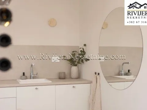 Sale, house, 165m², Tivat, Crna Gora - image 11