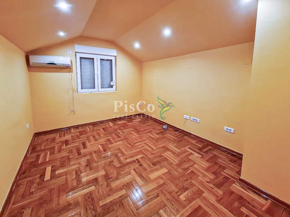 Prodaja, trosoban stan, 110m², Zagorič, Podgorica