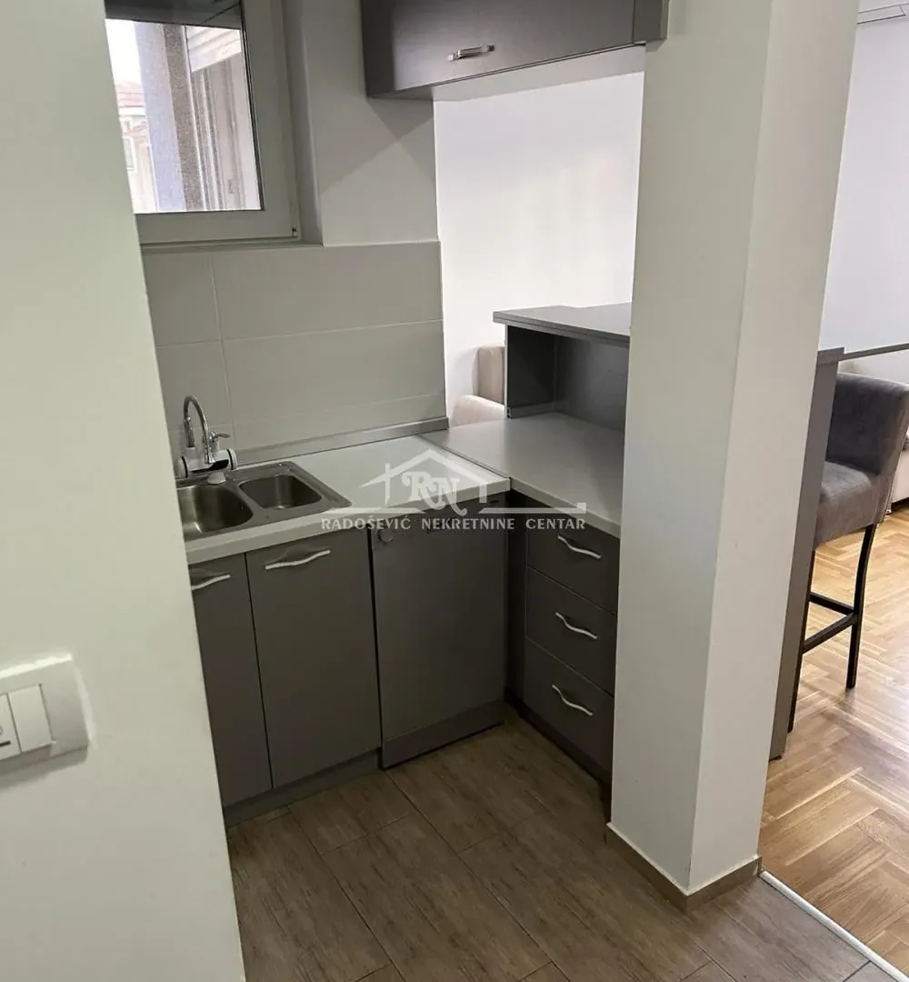 Sale, one bedroom apartment, 37m², Zvezdara Sve Podlokacije, Beograd
