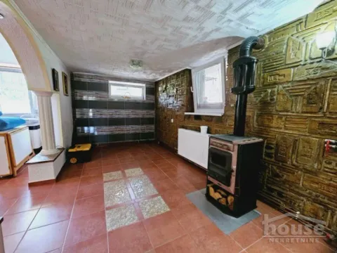 Prodaja, kuća, 257500m², Sremska Kamenica, Petrovaradin - image 13