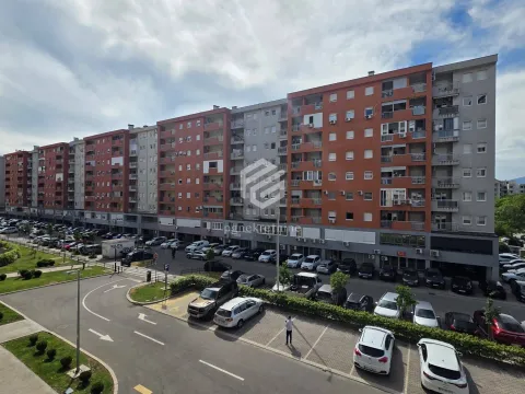 Rent, two bedroom apartment, 69m², City Kvart, Podgorica - image 14