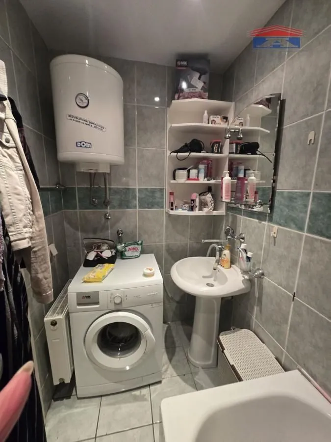 Izdavanje, jednosoban stan, 40m², Centar, Novi Sad