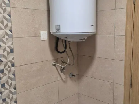 Prodaja, jednosoban stan, 40m², Stari Aerodrom, Podgorica - image 6