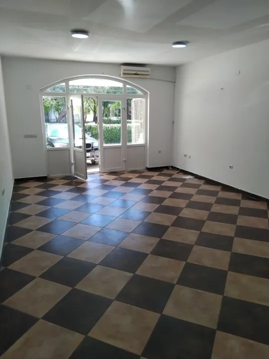 Rent, office space, 40m², Tivat, Crna Gora
