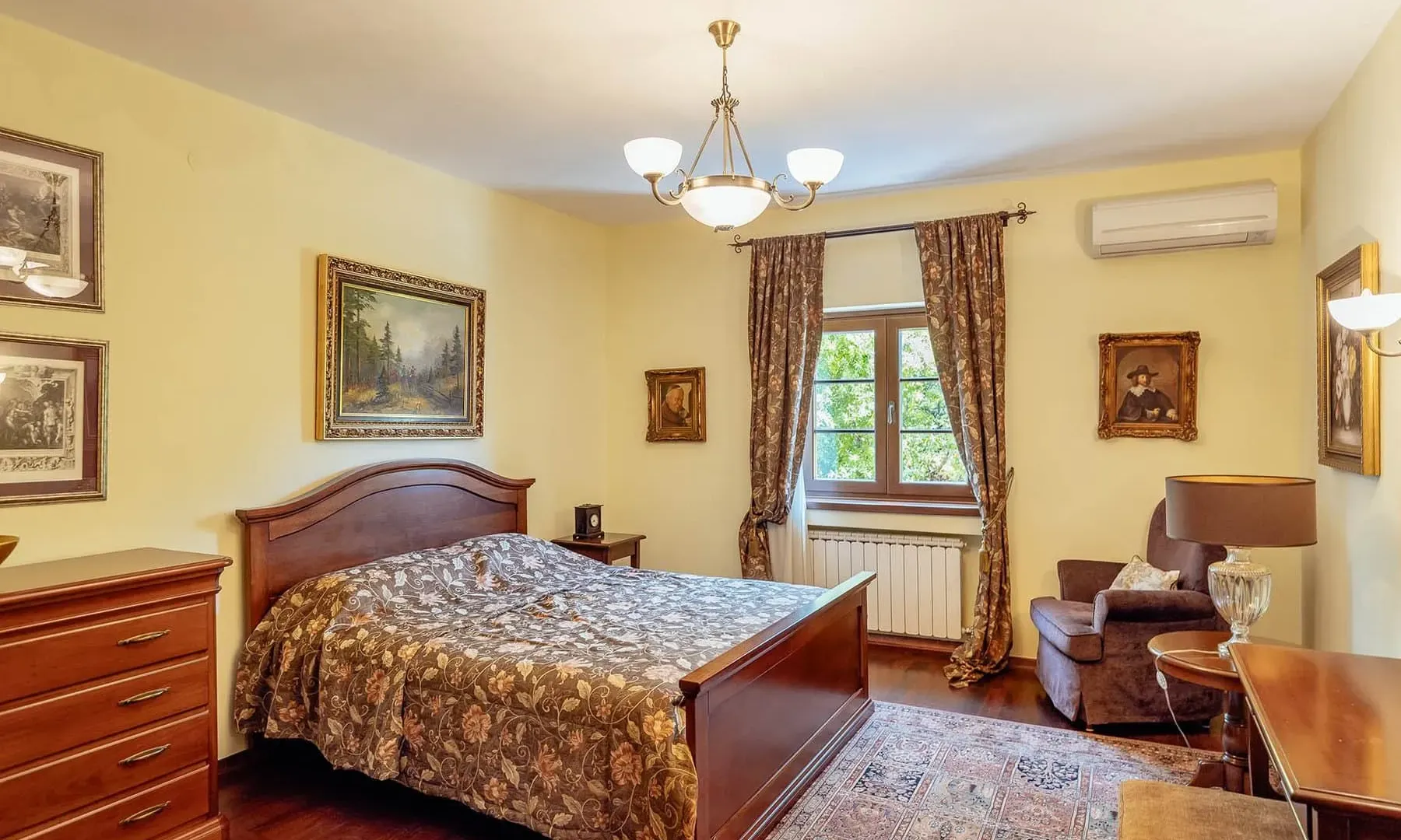 Sale, house, 354m², Kotor, Crna Gora