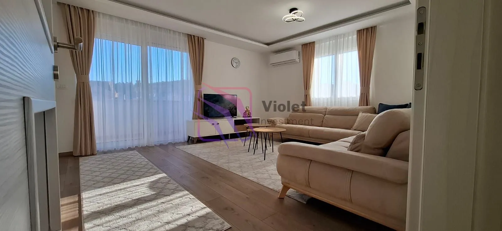 Izdavanje, trosoban stan, 100m², Zagorič, Podgorica