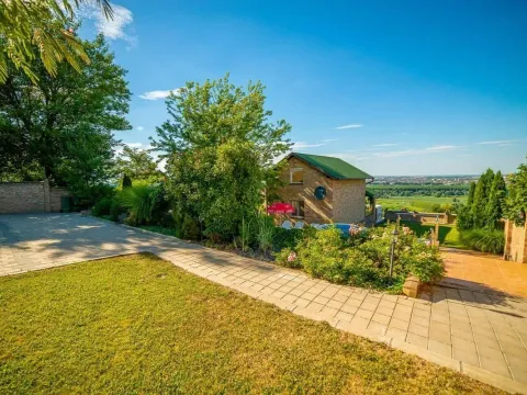 Prodaja, kuća, 140m², Beočin, Srbija - image 17