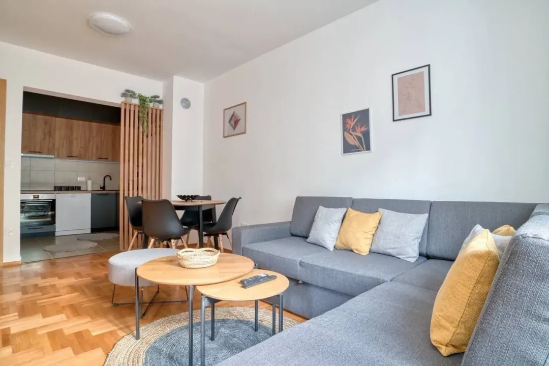 Rent, two bedroom apartment, 72m², Dubovica, Budva