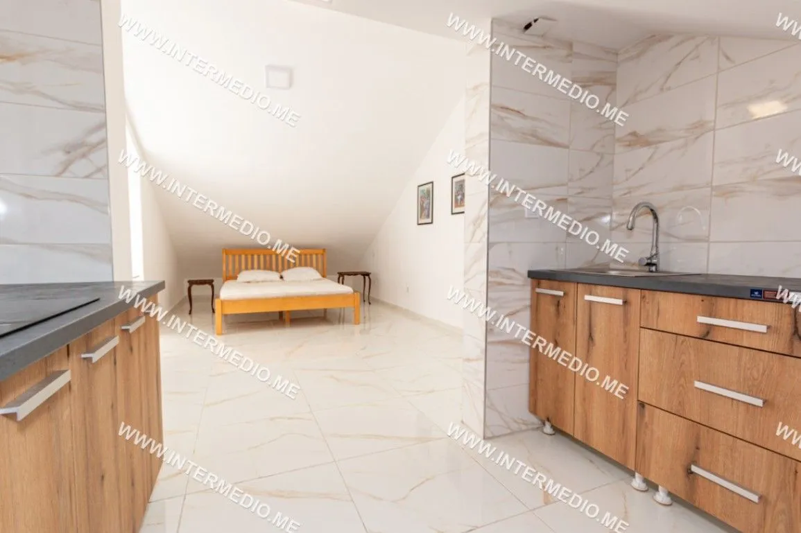 Prodaja, garsonjera, 36m², Centar, Herceg Novi
