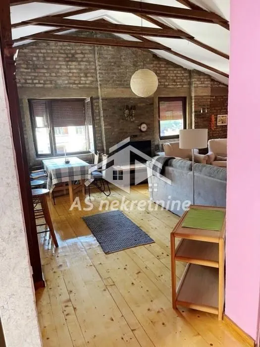 Rent, two bedroom apartment, 65m², Stari Grad, Beograd