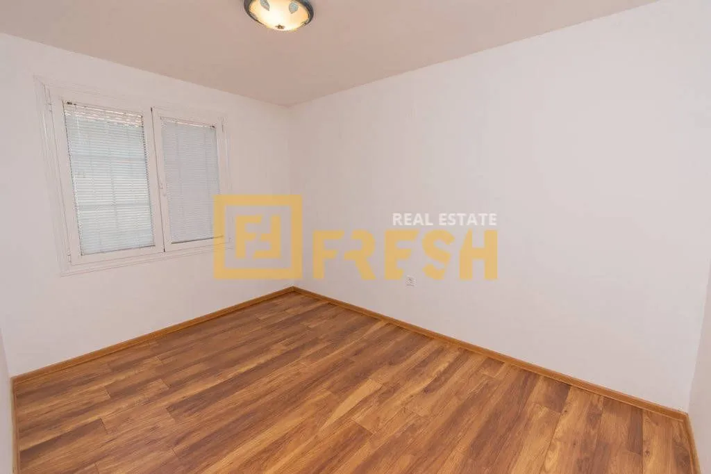 Sale, house, 100m², Stara Varoš, Podgorica