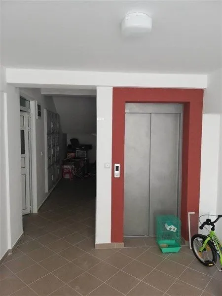 Prodaja, jednosoban stan, 44m², Herceg Novi, Crna Gora