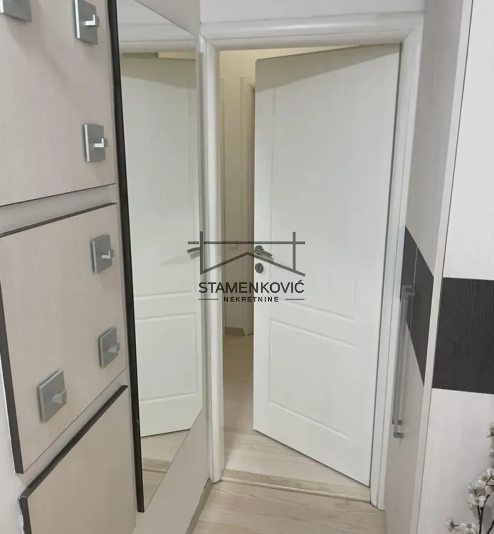 Izdavanje, četvorosoban stan, 80m², Liman 1, Novi Sad Sve Podlokacije