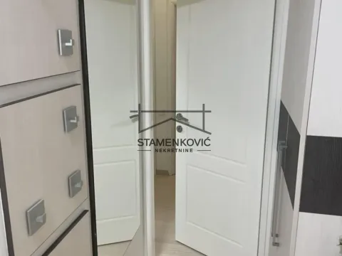 Izdavanje, četvorosoban stan, 80m², Liman 1, Novi Sad Sve Podlokacije - image 13