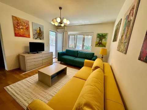Rent, two bedroom apartment, 70m², Lazi, Budva - image 3