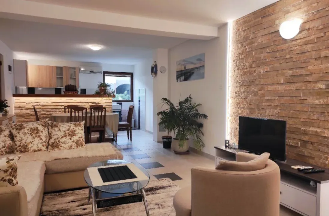 Rent, two bedroom apartment, 60m², Gomila, Herceg Novi