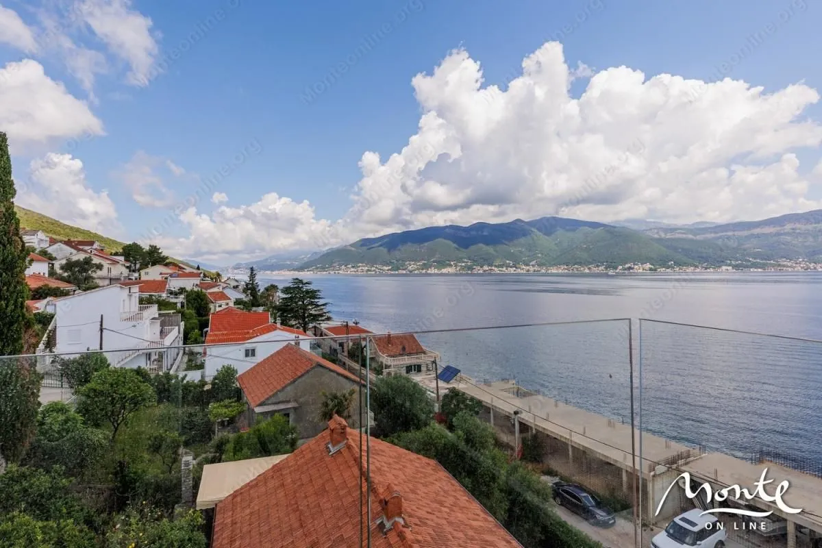 Prodaja, kuća, 200m², Krašići, Tivat