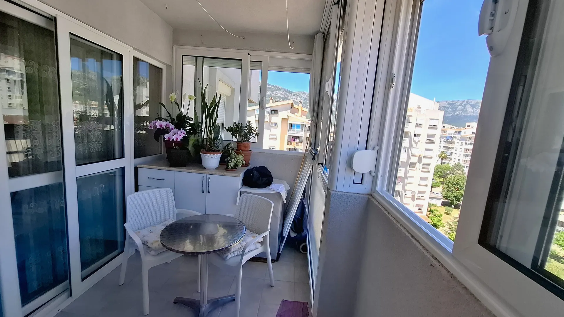 Prodaja, jednosoban stan, 47m², Centar, Bar