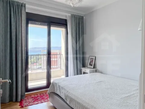 Rent, three bedroom apartment, 77m², Pod Kuk, Tivat - image 7