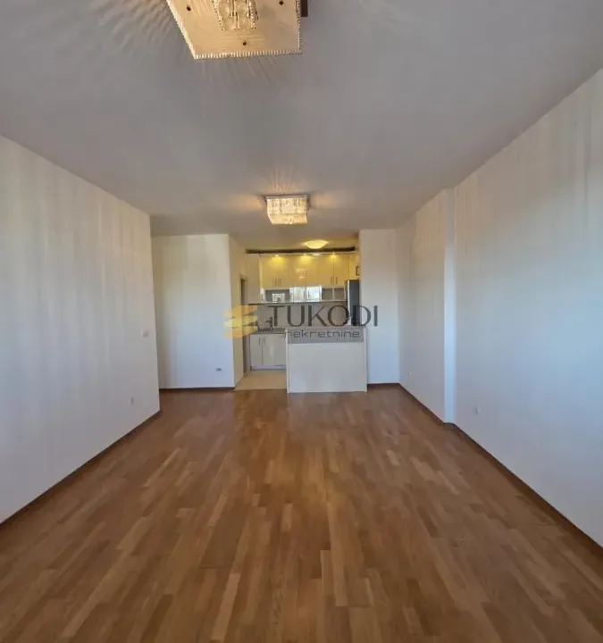 Sale, four bedroom apartment, 90m², Adamovićevo Naselje, Novi Sad Sve Podlokacije
