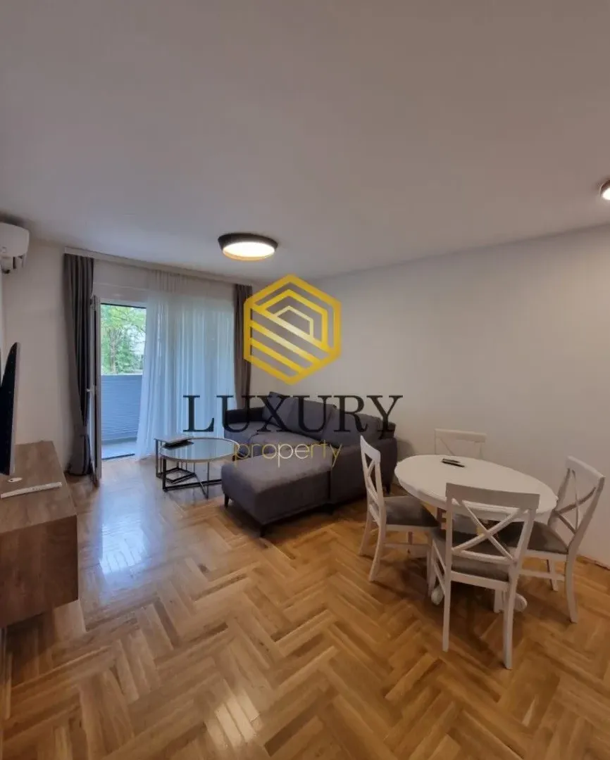 Rent, apartment, 47m², Stari Aerodrom, Podgorica