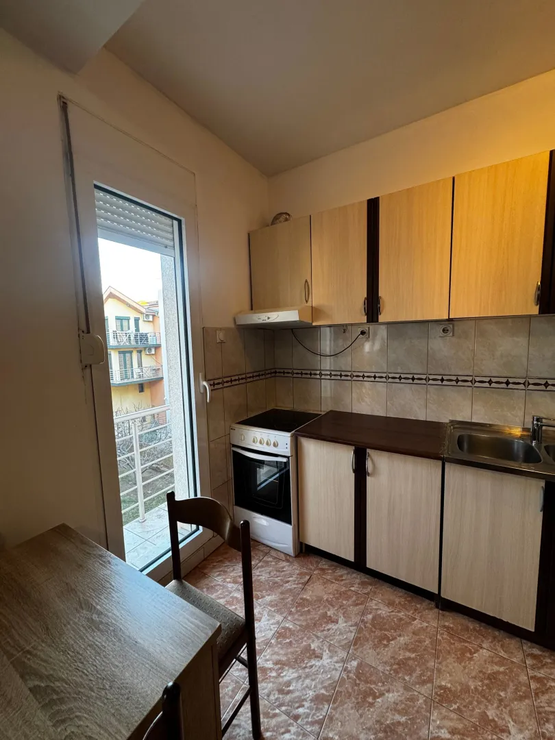 Rent, one bedroom apartment, 46m², Stari Aerodrom, Podgorica