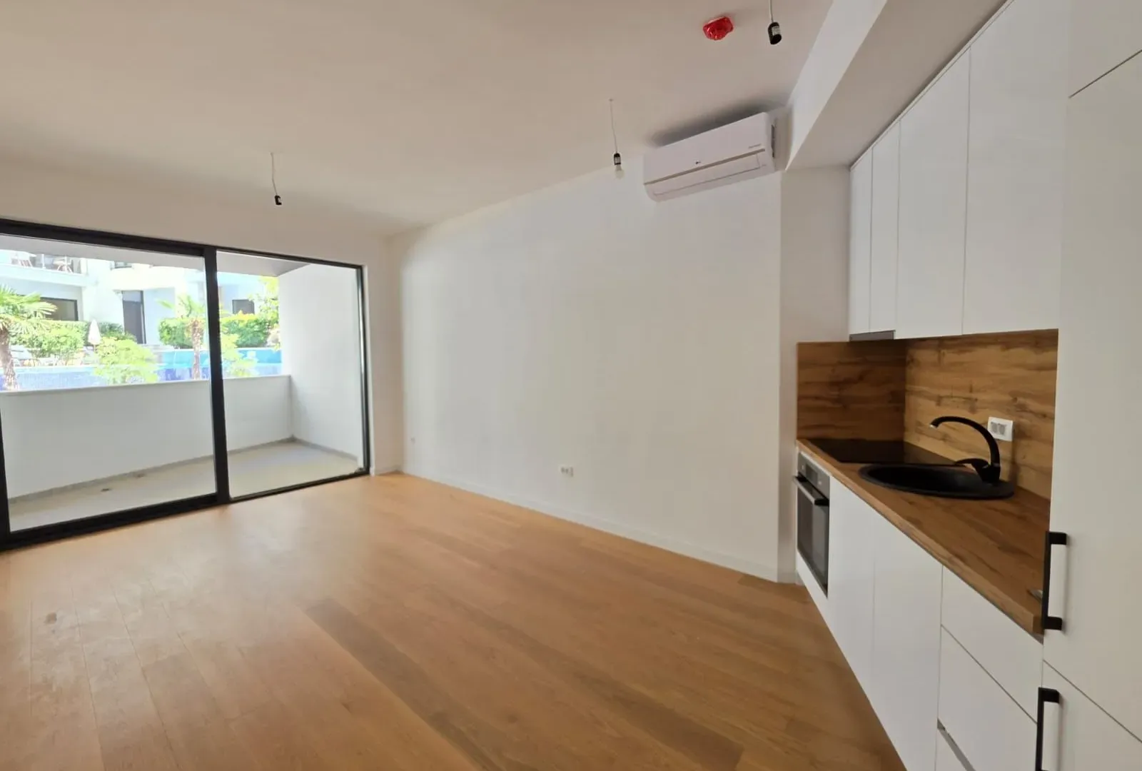 Prodaja, jednosoban stan, 52m², Bečići, Budva
