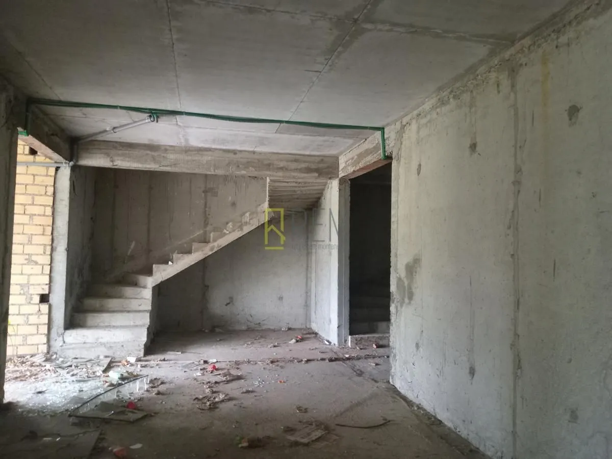 Sale, office space, 312m², Zabjelo, Podgorica
