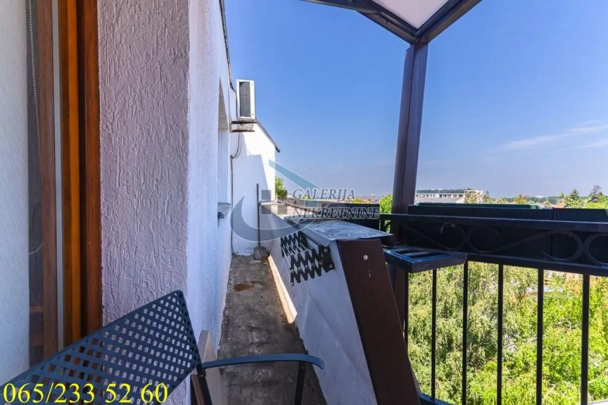 Izdavanje, trosoban stan, 96m², Lion, Zvezdara Sve Podlokacije