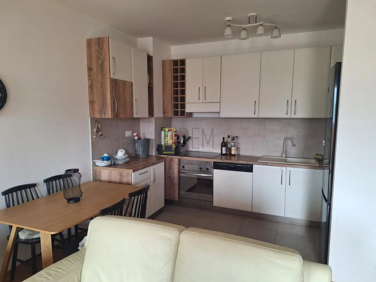 Rent, two bedroom apartment, 64m², City Kej, Podgorica