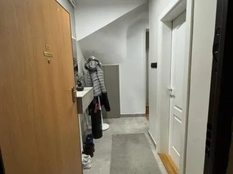 Sale, three bedroom apartment, 80m², Nova Detelinara, Novi Sad Sve Podlokacije - image 10