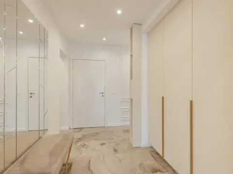 Izdavanje, trosoban stan, 149m², Donja Lastva, Tivat - image 19