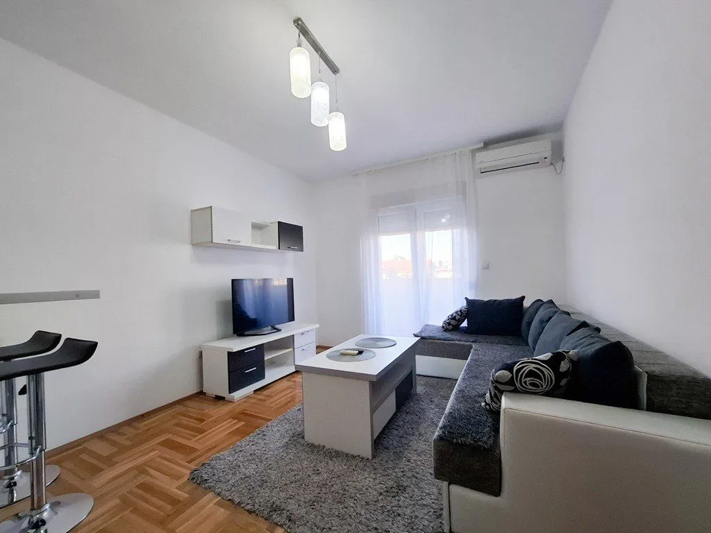 Izdavanje, jednosoban stan, 43m², Zabjelo, Podgorica