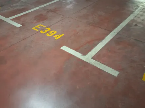 Izdavanje, parking/garaža, 13m², Central Point, Podgorica - image 2