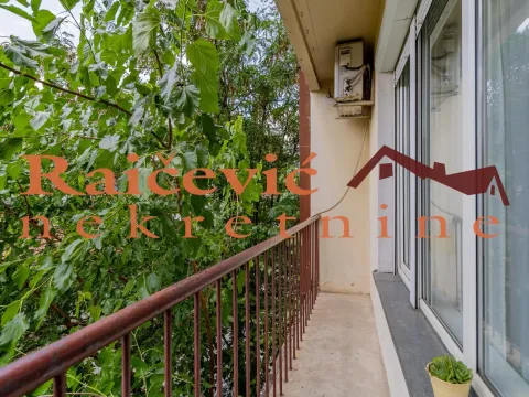Sale, three bedroom apartment, 69m², Vračar Sve Podlokacije, Beograd - image 7