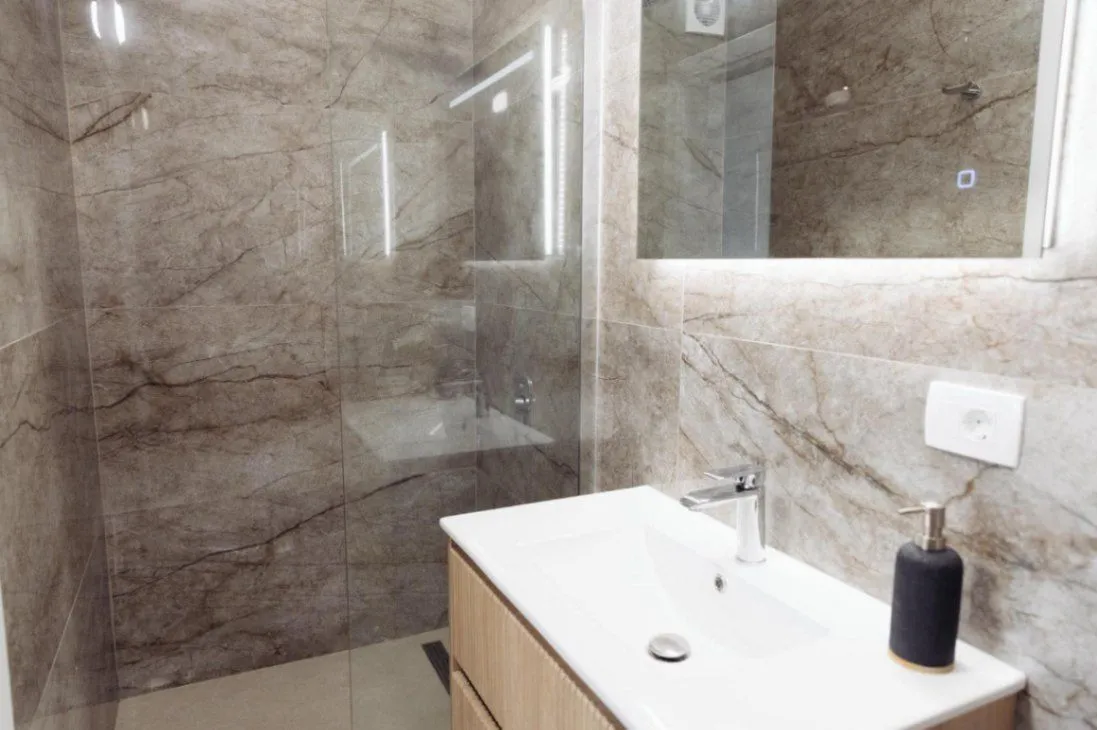Sale, two bedroom apartment, 80m², Sveti Stefan, Budva