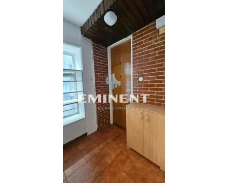 Izdavanje, trosoban stan, 70m², Novi Beograd Blok 23, Novi Beograd Sve Podlokacije - image 13
